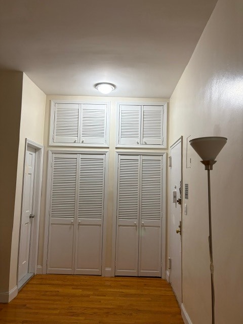 Building Photo - 207 W 20th St