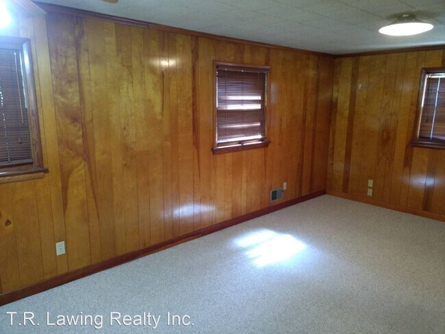 Foto del edificio - 3 br, 2 bath House - 825 Hamrick Street