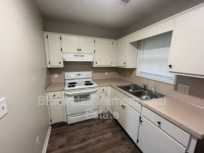 Building Photo - 36 Crosswinds Rd