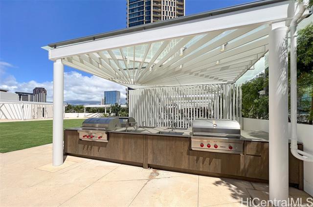 Building Photo - 1000 Auahi St
