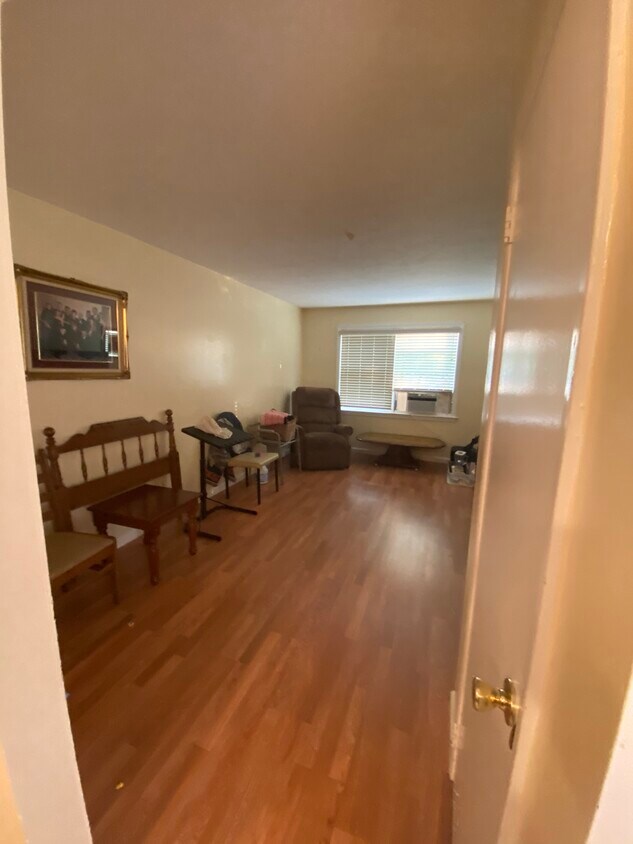 507 Klondike Ave Unit 1, Staten Island, NY 10314 Apartments in Staten