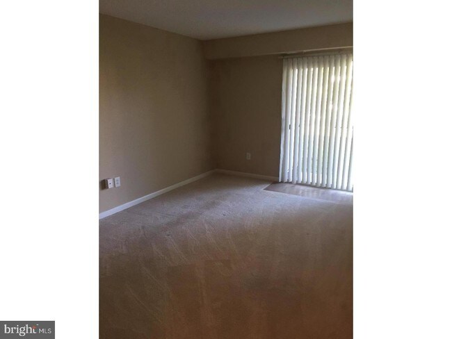Foto del edificio - 1205 Crosshill Ct
