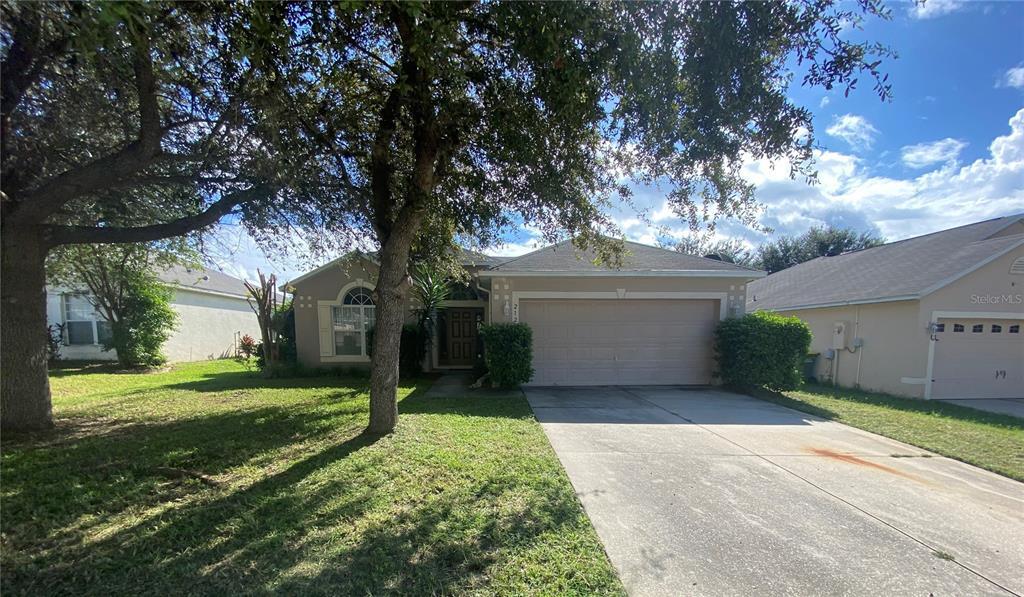 2129 Aitkin Loop, Leesburg, FL 34748 House Rental in Leesburg, FL