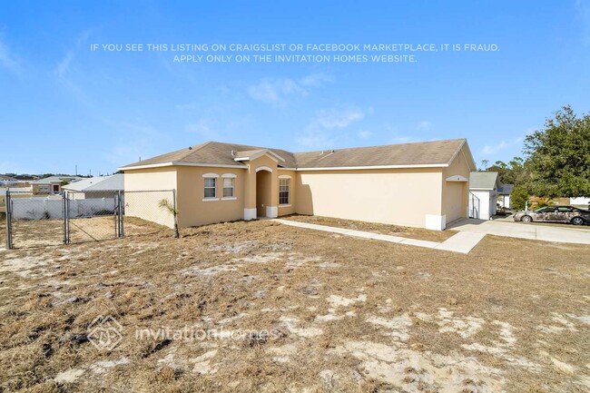 Building Photo - 910 Cumberland Dr