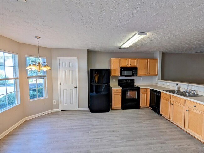 Foto del edificio - 6599 Arbor Gate Dr SW