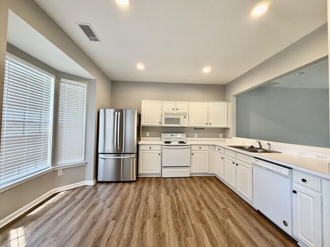 Foto del edificio - 2754 Thornbush Ct