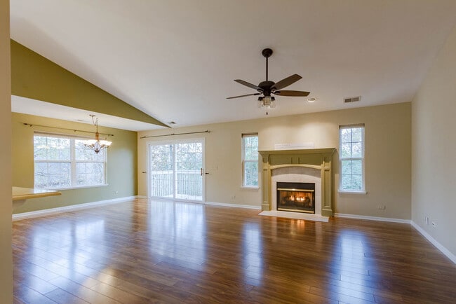 Building Photo - 2826 Granite Ct