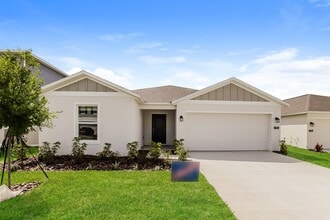 Building Photo - 1950 Sarah St Building Photo - 1950 Sarah St