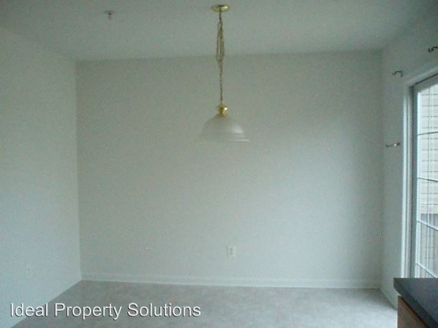 Building Photo - 406 Main Sail Ln