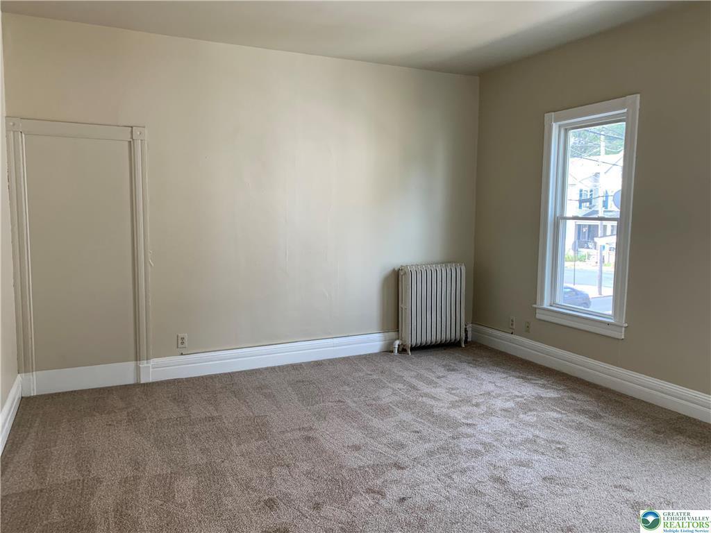 Building Photo - 225 Market St