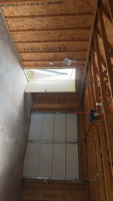 Building Photo - 1615 Birch St