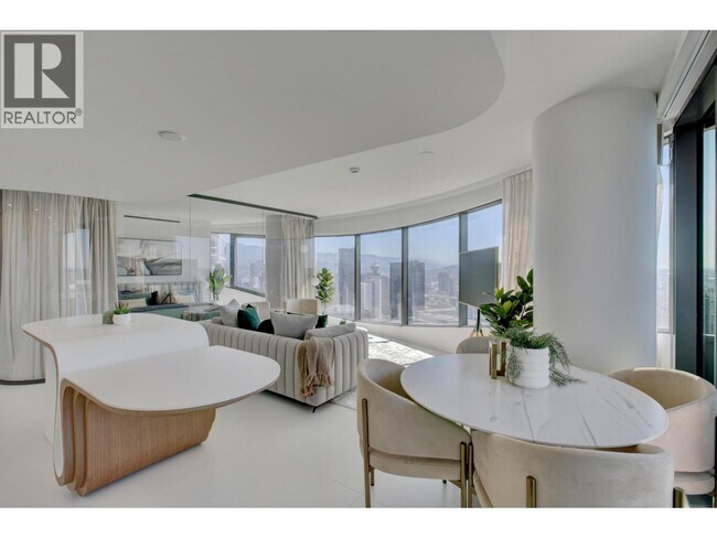 Building Photo - 1033 Nelson St.