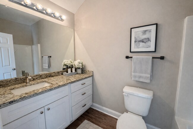 Foto del edificio - 215 Way Bill Cir