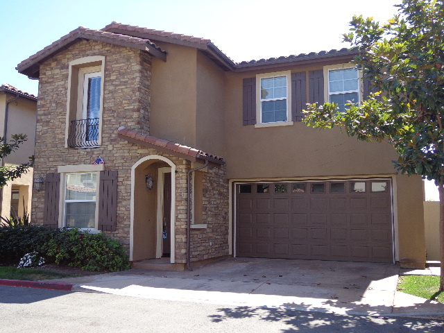 Primary Photo - 2101 Canyon Cir