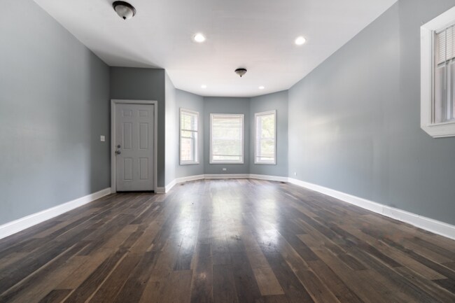 Foto del edificio - 6234 S Indiana Ave