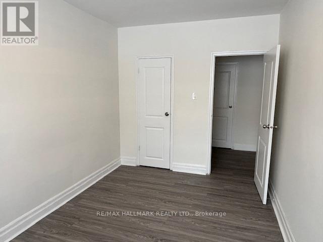 Photo du bâtiment - 2 Kinsdale Blvd