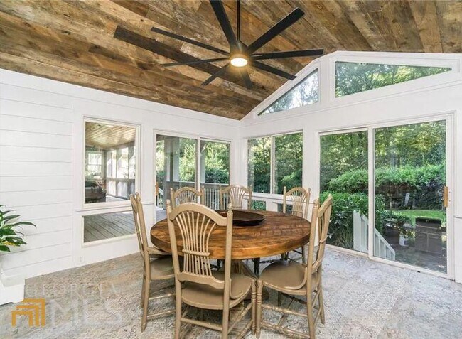 Building Photo - 4182 Ridgegate Dr NW