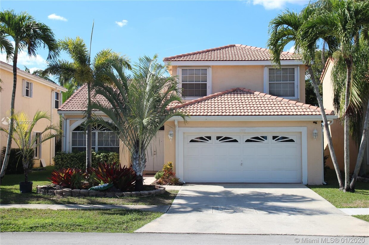 Primary Photo - 1312 SW 181st Ave