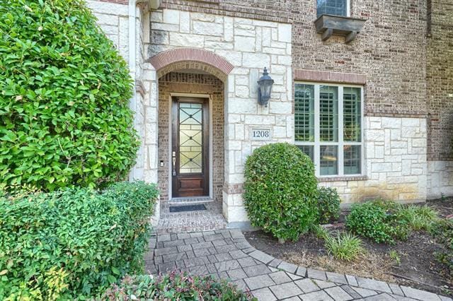 Building Photo - 1208 Damsel Caitlyn Dr