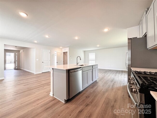 Building Photo - 13108 Hampton Bay Ln