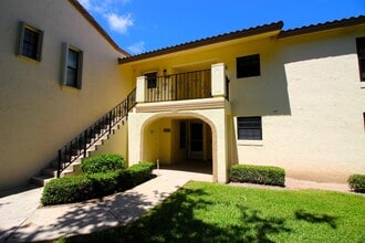 Building Photo - 2600 Greenwood Terrace
