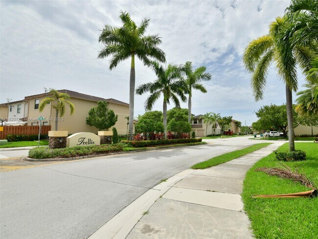 Foto del edificio - 8940 SW 228th Ln