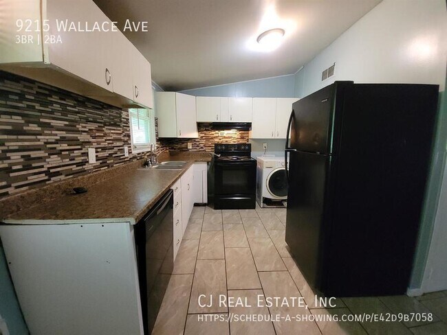 Building Photo - 9215 Wallace Ave