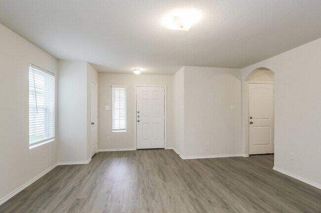 Foto del edificio - 119 Cooper Creek Ln