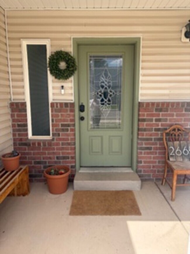 Foto del edificio - Beautiful 4 Bed / 2.5 Bath Home in Quiet Neighborhood