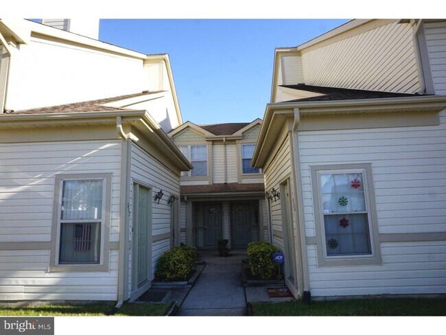 Building Photo - 509 Steeplechase Ct