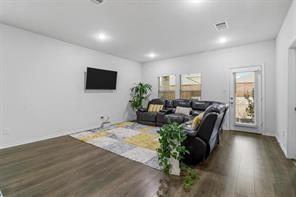 Foto del edificio - 6236 Ballenger Rd