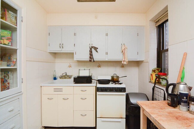 Foto del edificio - 2129 N Mozart St