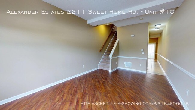 Foto del edificio - 2211 Sweet Home Rd