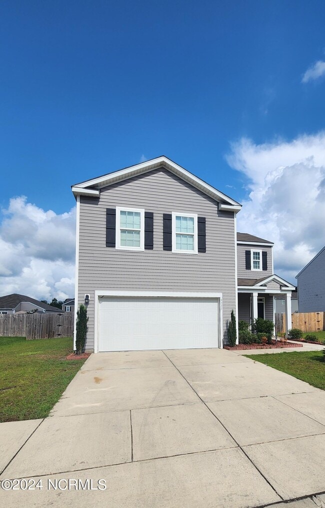 Building Photo - 9777 Woodriff Cir NE