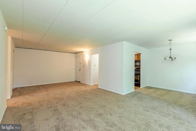 Building Photo - 3421 West Chester Pike