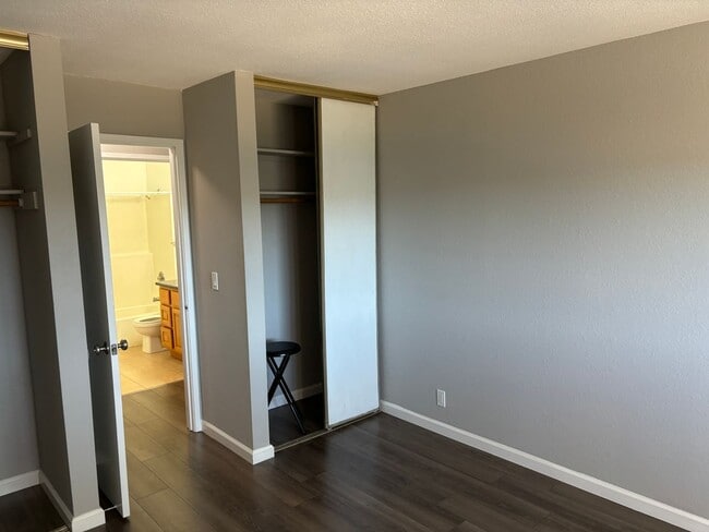 Building Photo - 240 N Bayshore Blvd