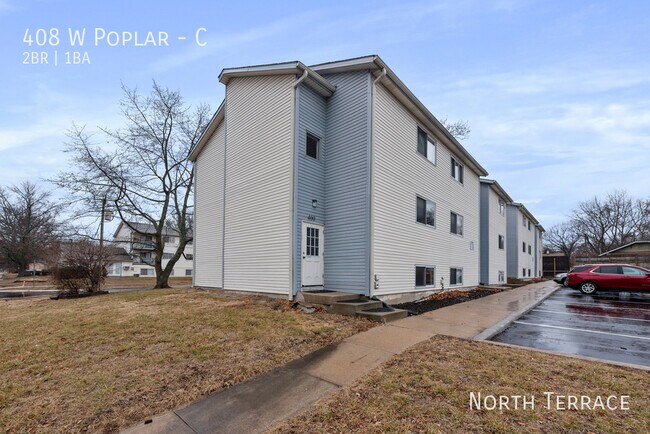Foto del edificio - Freshly Upgraded 2BR in Olathe – Your Next...
