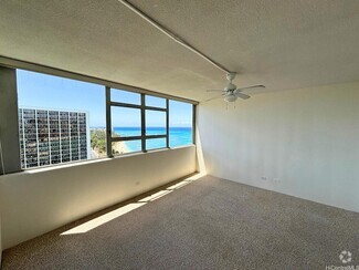 Building Photo - 2500 Kalakaua Ave