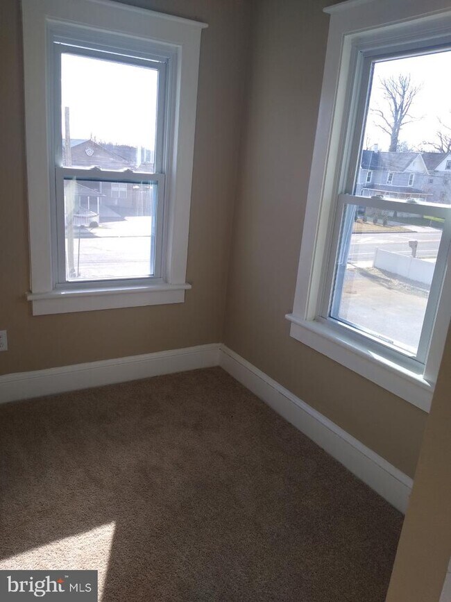 Foto del edificio - 6 Salem Ave