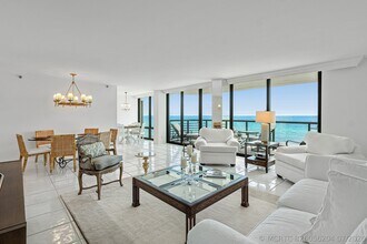 Building Photo - 250 S Ocean Blvd