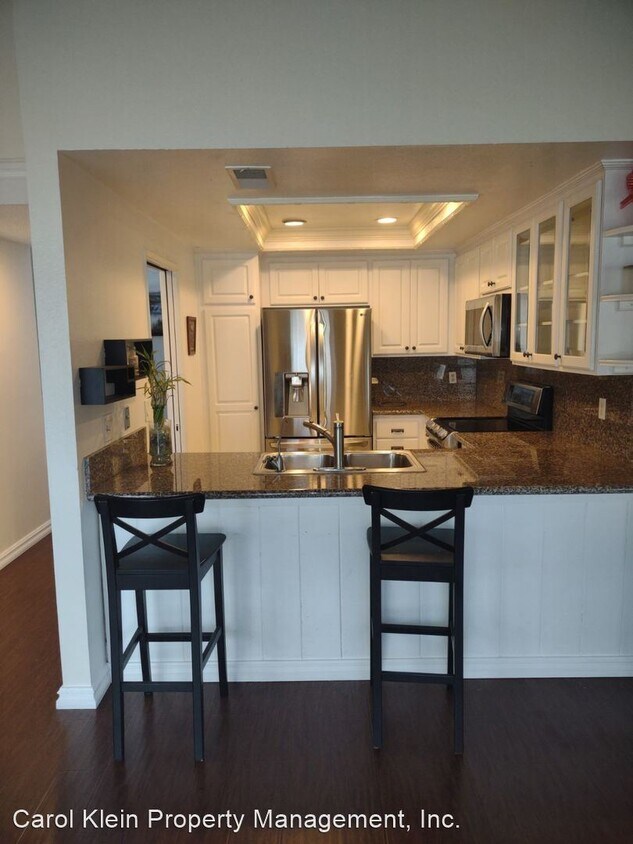 Primary Photo - 3 br, 2 bath House - 854 Bear Creek Unit 13