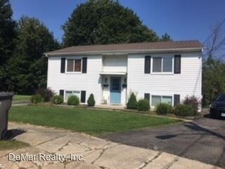 Primary Photo - 759-759 Rhoda Ave