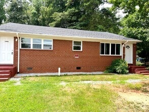 Building Photo - 104 Lassiter Dr