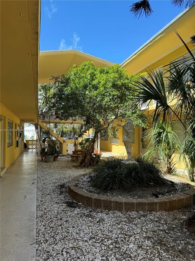 Foto del edificio - 65 Washington Ave