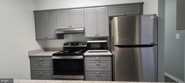 Foto del edificio - 5829 Orchard Hill Ct