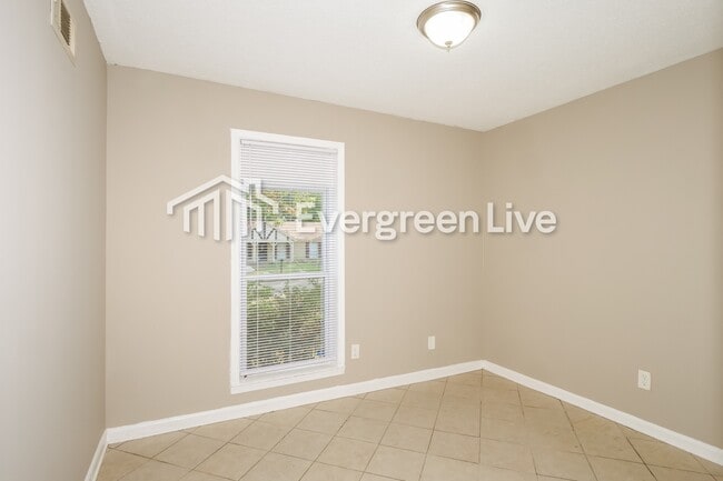 Building Photo - 3460 Meier Dr