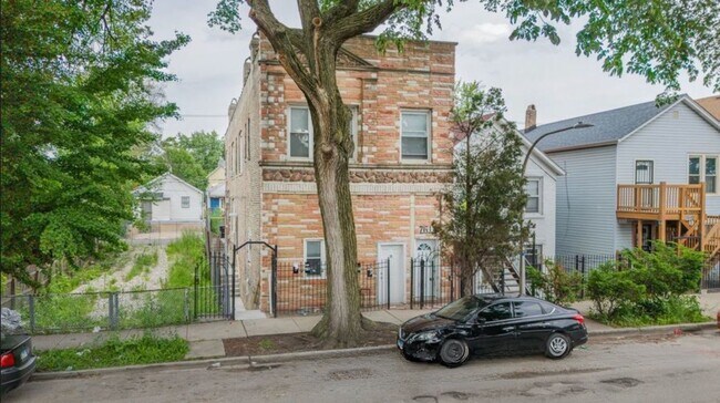 Foto del edificio - 2612 W 25th St