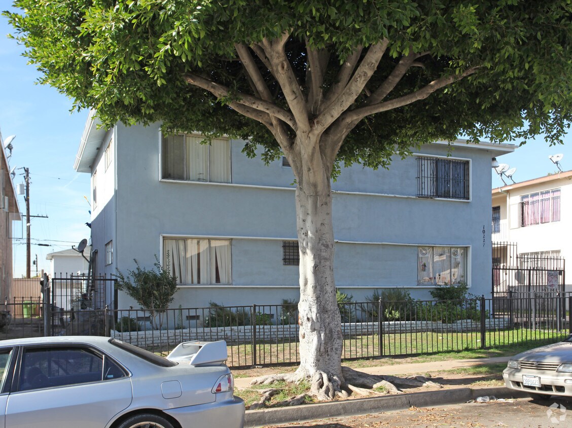 Building Photo - 10227 Woodworth Ave