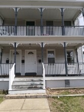 Building Photo - 13 2nd St