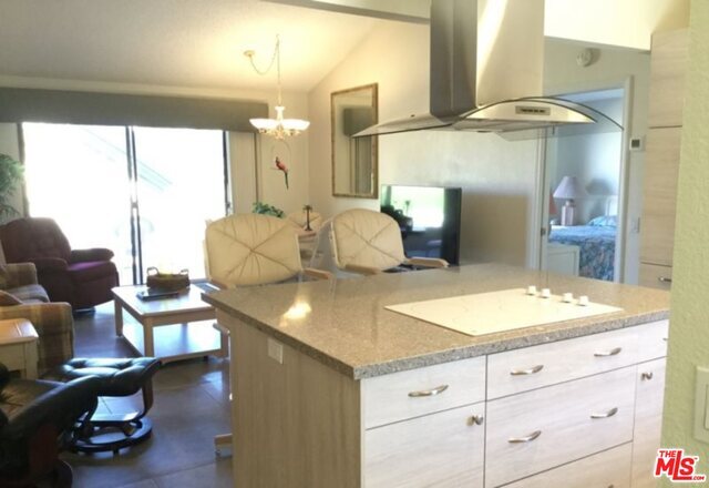 Foto del edificio - 40274 Bay Hill Way
